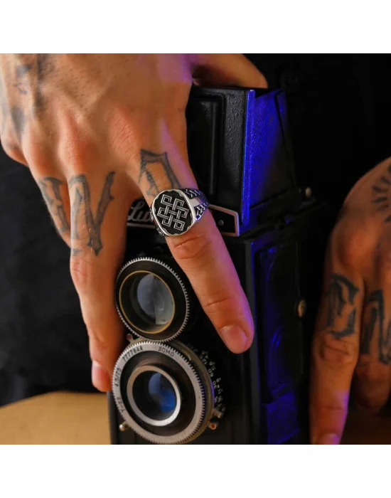 Gümüş Desenli Erkek Yüzük