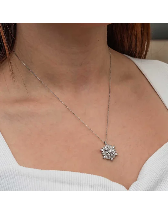 Gümüş Dönen Kar Tanesi Lotus Çiçeği Kolye