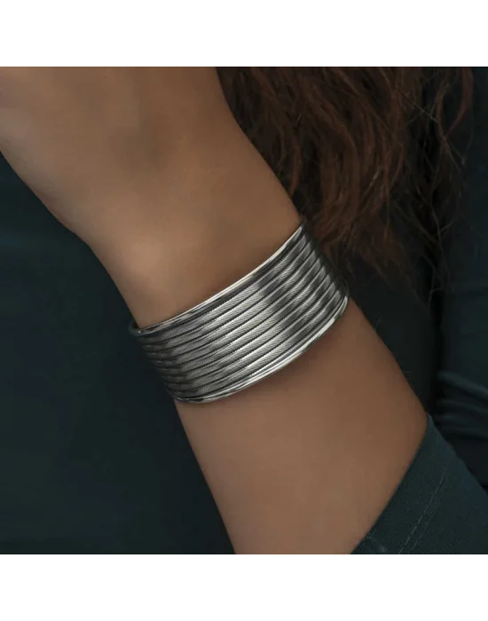 Gümüş Eskitme Desenli Kadın Bilezik