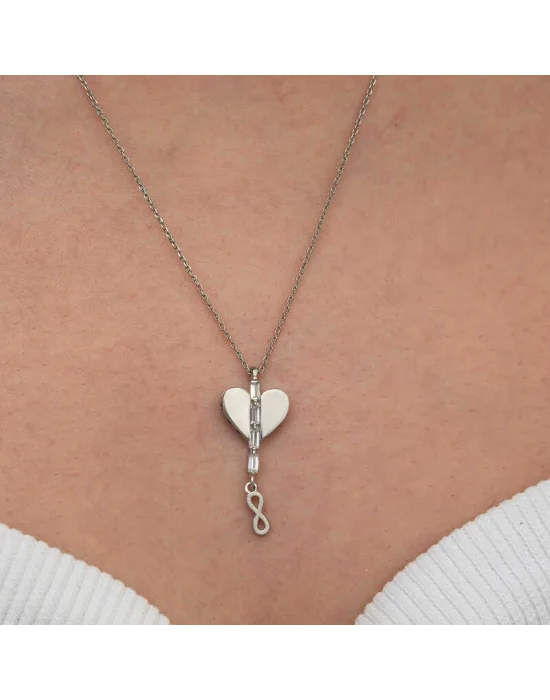 Gümüş Kalpli Sonsuzluk Kadın Kolye