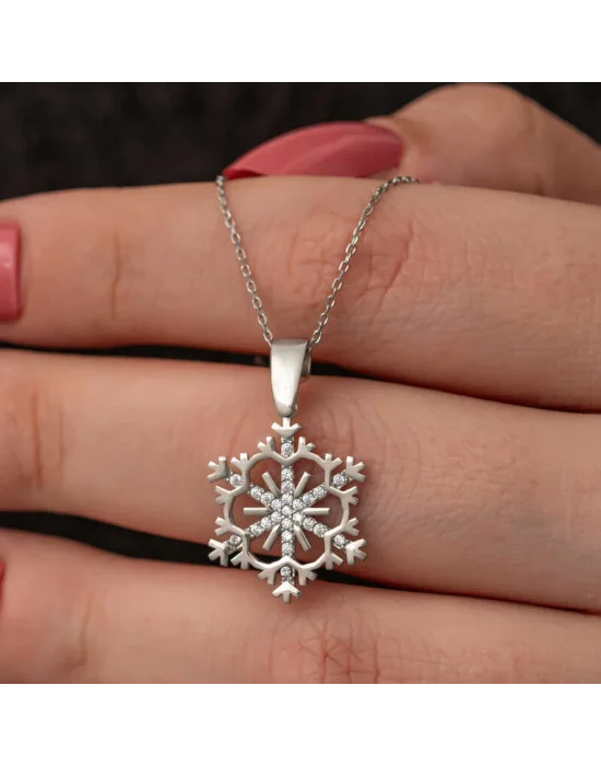 Gümüş Kar Tanesi Kadın Kolye