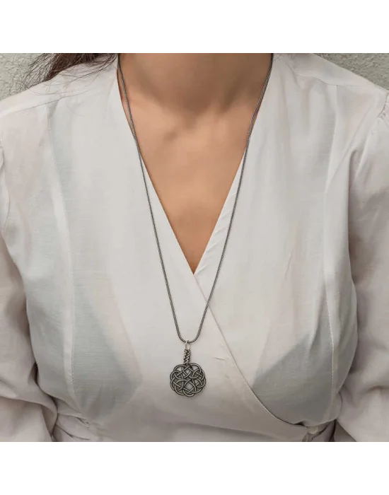 Gümüş Kazaziye Örgü Kadın Kolye