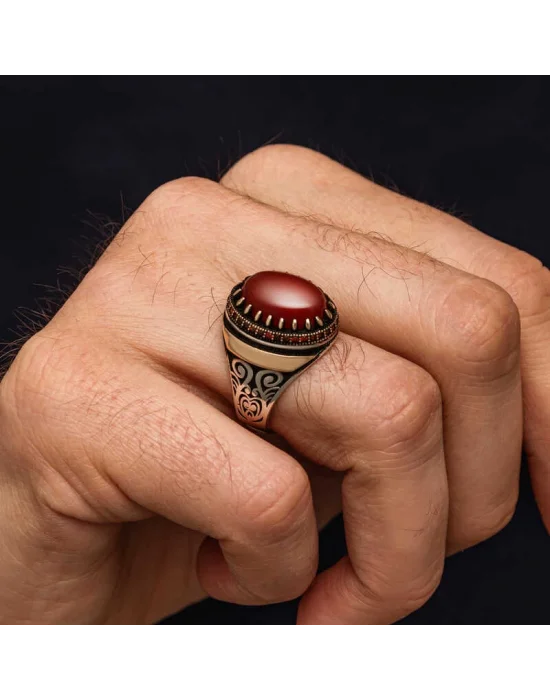 Gümüş Kırmızı Akik Taşlı Desenli Erkek Yüzük