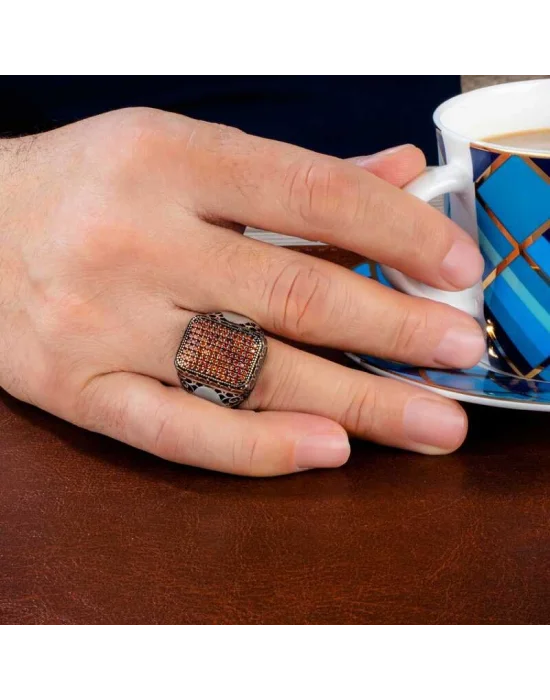 Gümüş Kırmızı Zirkon Taşlı Kare Erkek Yüzük