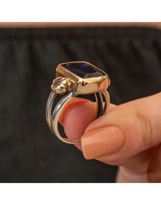 Gümüş Koyu Lacivert Zirkon Taşlı Otantik Kadın Yüzük