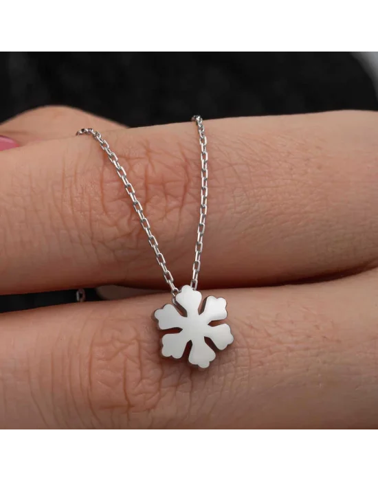 Gümüş Minimal Kar Tanesi Kadın Kolye