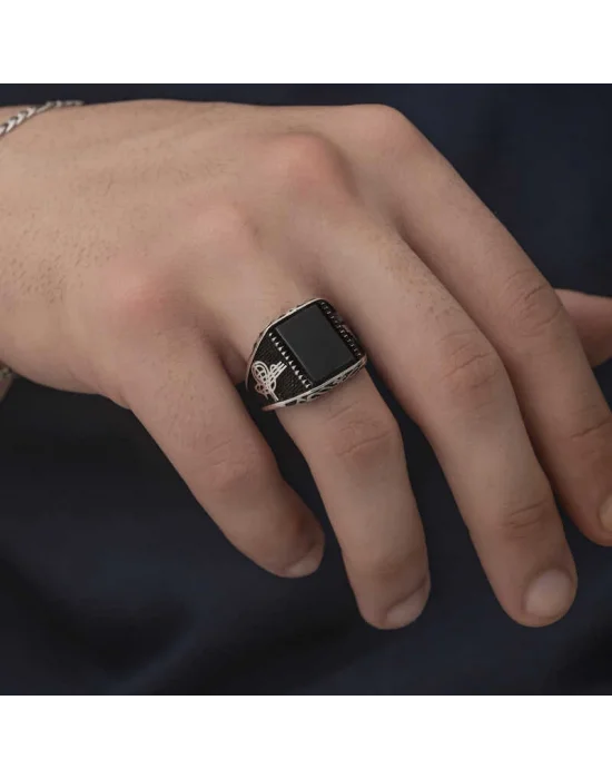 Gümüş Oniks Taşlı Tuğra Erkek Yüzük
