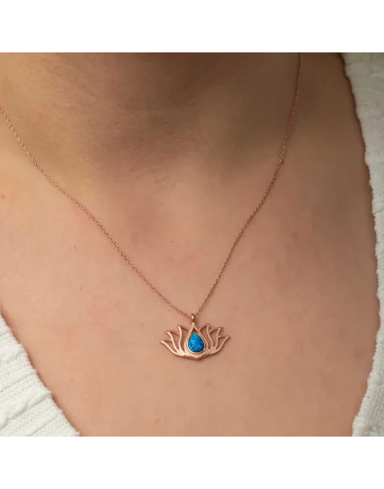 Gümüş Opal Taşlı Rose Lotus Çiçeği Kolye