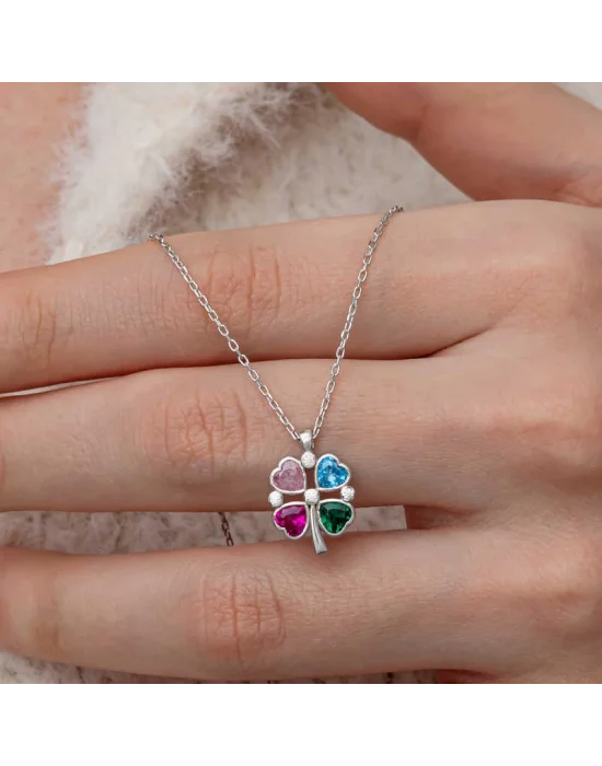 Gümüş Renkli Taşlı Kalp Figürlü Yonca Kolye