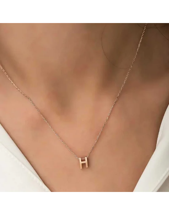 Gümüş Rose 3 Boyutlu H Harf Bayan Kolye