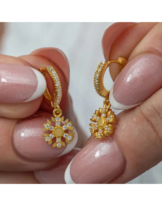 Gümüş Sallantılı Gold Kar Tanesi Kadın Küpe
