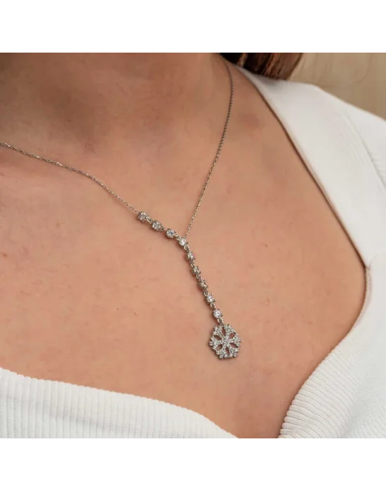 Gümüş Sıralı Zirkon Taşlı Kar Tanesi Kadın Kolye