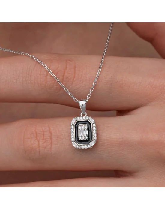 Gümüş Siyah Mineli Baget Kadın Kolye