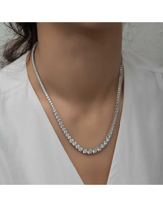 Gümüş Süzme Beyaz Taşlı Su Yolu Kadın Kolye