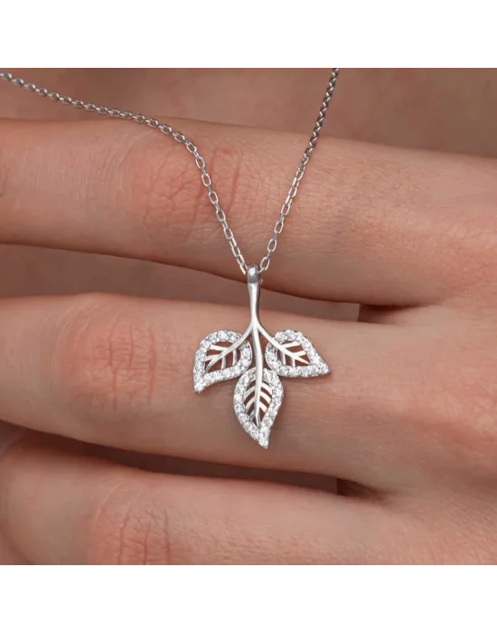 Gümüş Üç Yaprak Kadın Kolye