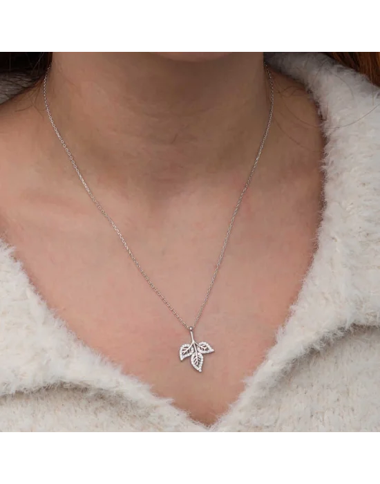 Gümüş Üç Yaprak Kadın Kolye