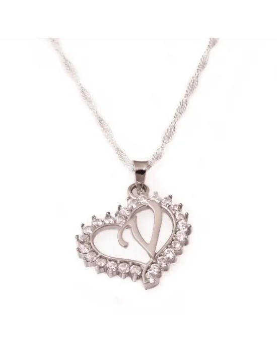 Gümüş V Harfi Kalpli Bayan Kolye