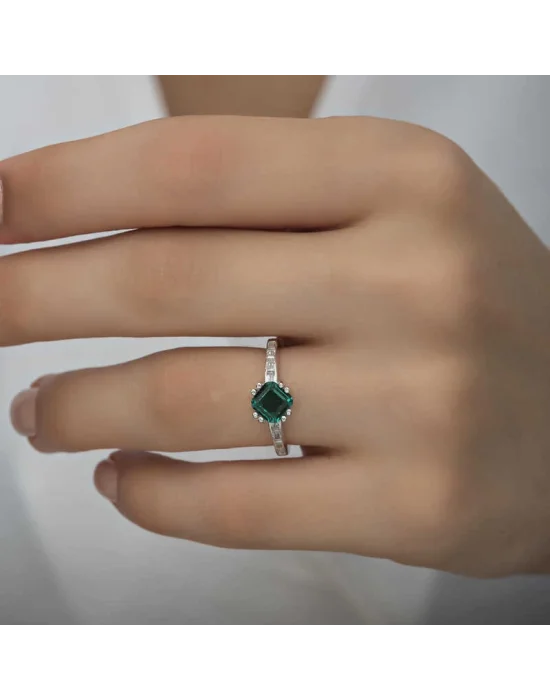 Gümüş Yeşil Baget Tek Taş Kadın Yüzük