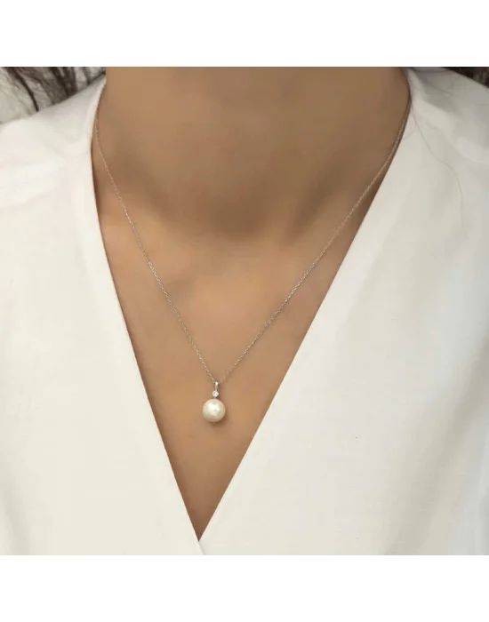 Gümüş Yuvarlak İnci Bayan Kolye