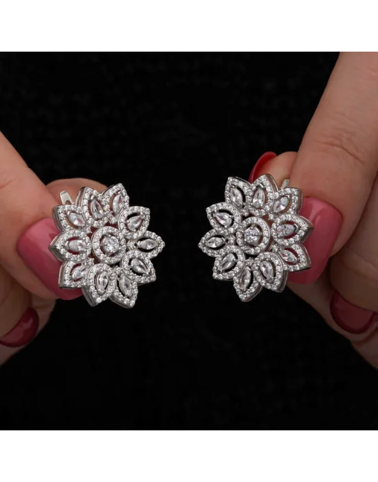 Gümüş Zirkon Taşlı Çiçek Kadın Küpe