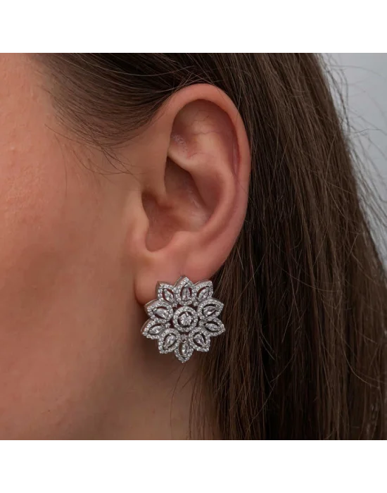 Gümüş Zirkon Taşlı Çiçek Kadın Küpe