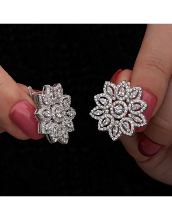 Gümüş Zirkon Taşlı Çiçek Kadın Küpe