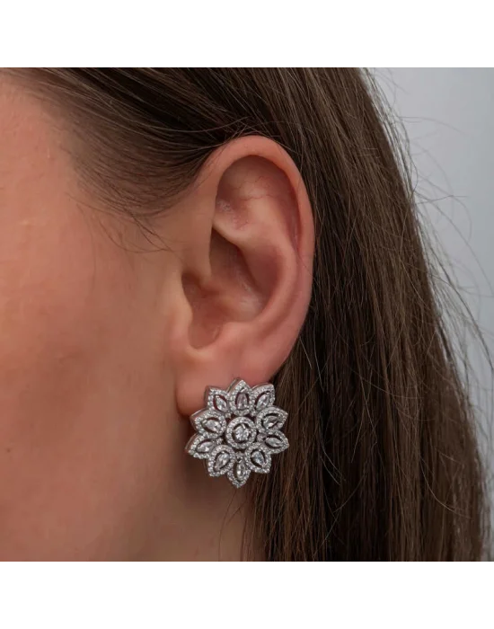 Gümüş Zirkon Taşlı Çiçek Kadın Küpe