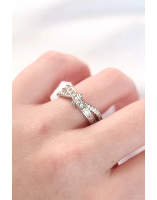Kıvrım Model Silver Renk Zirkon Taşlı Ayarlanabilir Yüzük