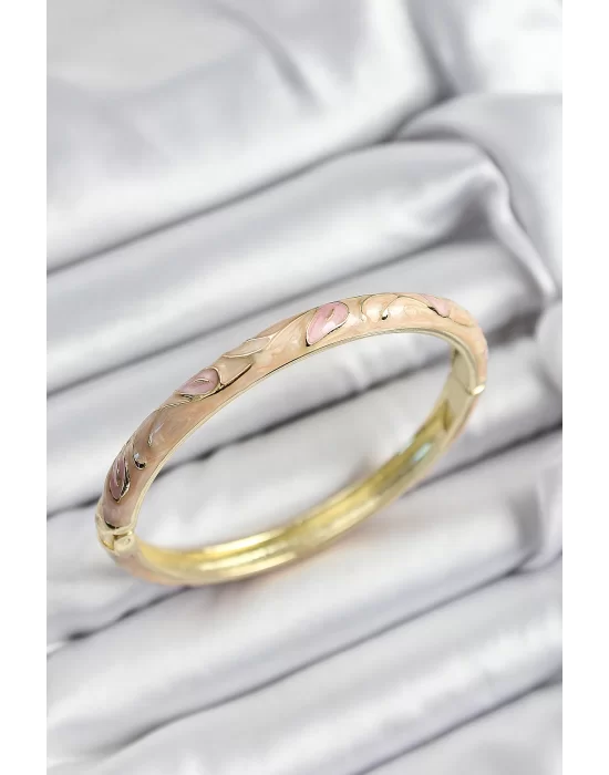 Mineli Pirinç Pembe Ve Yavru Ağzı Çiçek Motifli Gold Renk Kadın Kelepçe