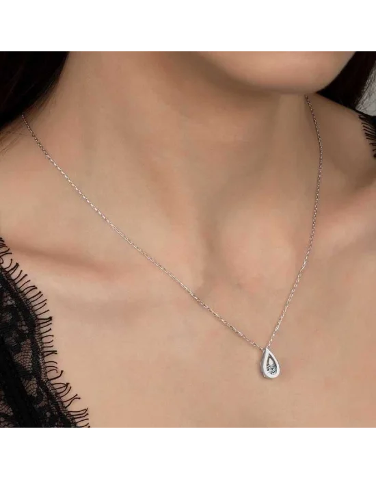 Swarovski Taşlı Gümüş Damla Bayan Kolye
