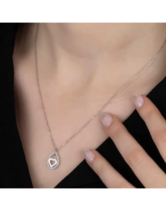 Swarovski Taşlı Gümüş Damla Kalp Bayan Kolye