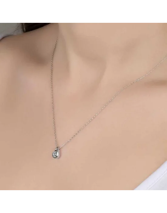 Swarovski Taşlı Gümüş Damla Tektaş Bayan Kolye