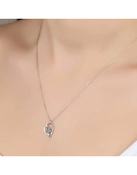 Swarovski Taşlı Gümüş Kalp Bayan Kolye