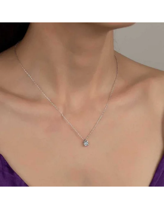 Swarovski Taşlı Gümüş Tektaş Bayan Kolye