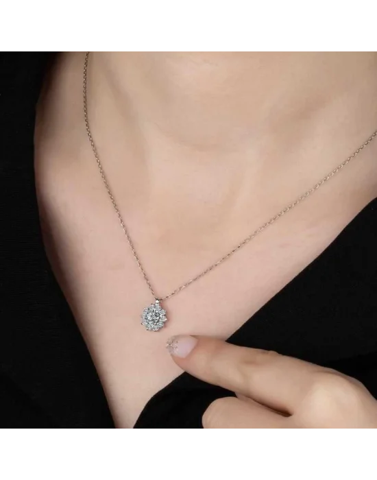 Swarovski Taşlı Gümüş Tektaş Bayan Kolye