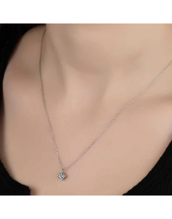 Swarovski Taşlı Gümüş Tektaş Bayan Kolye