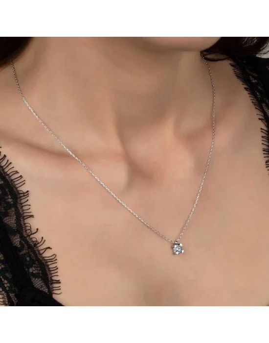 Swarovski Taşlı Gümüş Tektaş Bayan Kolye