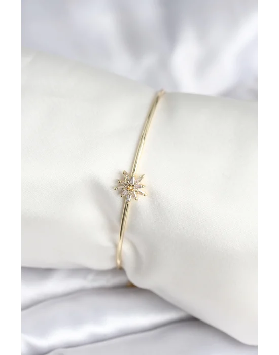 Yıldız Figürlü Gold Renk Pirinç Kadın Bileklik