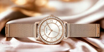 Modernliğin ve Zarafetin Yansıması: Guess Kol Saatleri