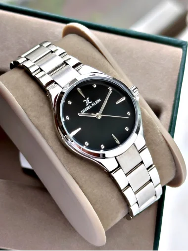 Daniel Klein Gümüş Renk Çelik Kordon Kadın Kol Saati 30 mm