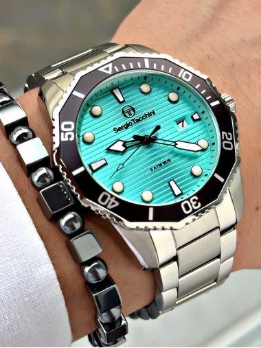 Sergio Tacchini ST.1.10422.5 Takvimli Erkek Kol Saati