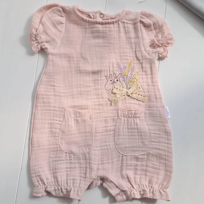 Müslin Kumaş Çiçek Nakışlı Pamuklu Kız Bebek Tulum