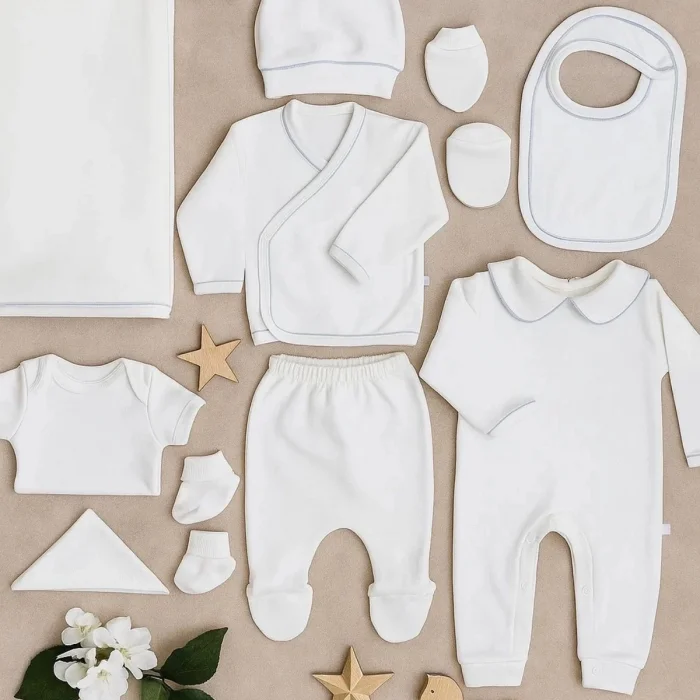 Yaka Detaylı 10 Parça Kutulu Erkek Bebek Hastane Çıkış Seti