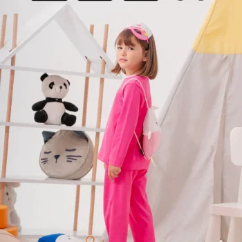 Heroıne Desenli Çanta ve Maskeli % 100 Pamuk Kız Çocuk Pijama Takımı