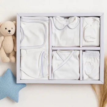 Yaka Detaylı 10 Parça Kutulu Erkek Bebek Hastane Çıkış Seti