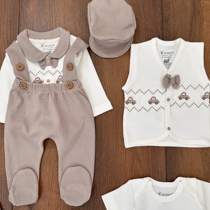 Araba Desenli Papyonlu 10 Parça Erkek Bebek Hastane Çıkışı Kutulu %100 Pamuk