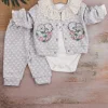Brode İşlemeli Kalp Desenli 3lü Hırkalı Kız Bebek Takım