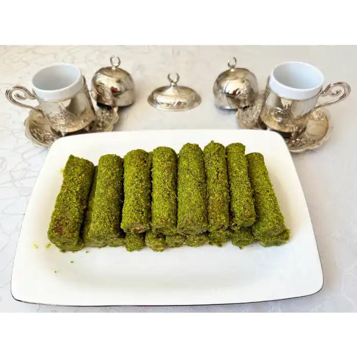 Antep Fıstıklı Pestil Sarması