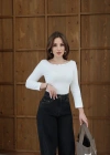 Geniş Yakalı Bluz Beyaz