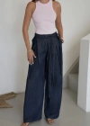 Geniş Paça Bağıcıklı Barrel Fit Jean Lacivert